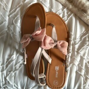 Pink bow Sandals